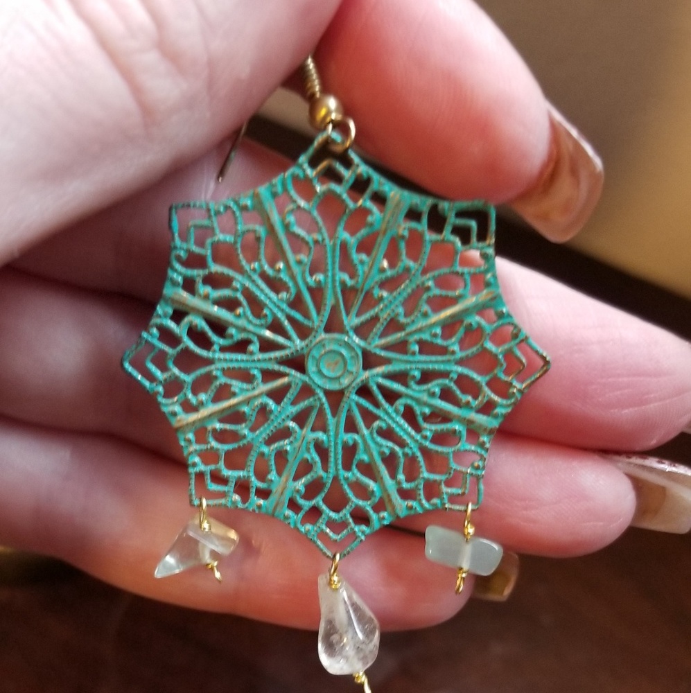 Beautiful statement earrings - Picture 3 of 3